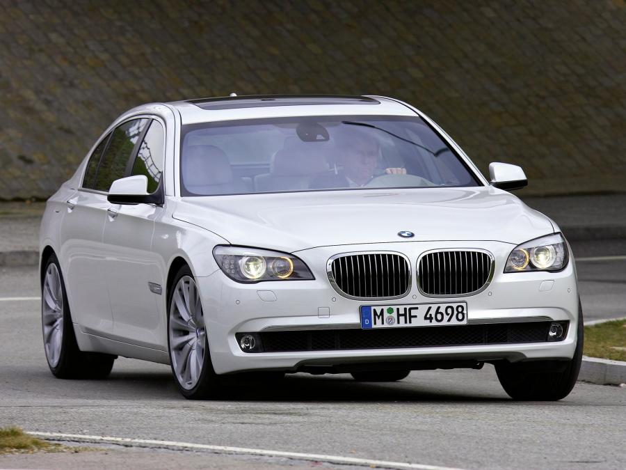  BMW 760Li 2009 года  (фото 15 из 16)